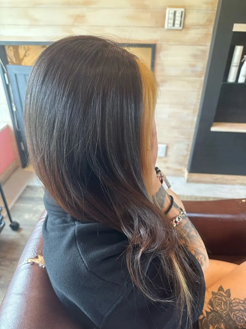 ロング カラー ミストバング  フェイスフレーミング ヘアカラー 安達 望のヘアスタイル