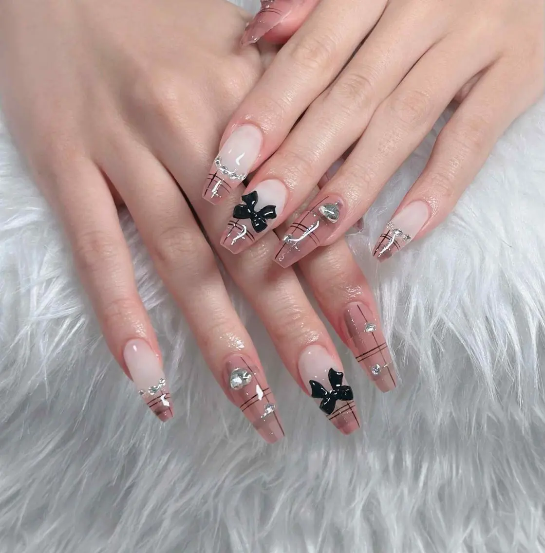 ネイル フレンチネイル ジェルネイル ハロウィン 韓国ネイル マグネットネイル ハンドネイル Hbaby nailのネイルデザイン