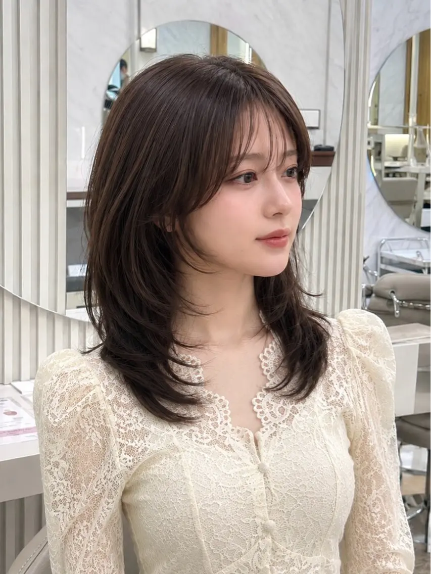 ミディアム カット ヘアカラー トリートメント かなこ/ミディアム レイヤー／ワンカールのヘアスタイル