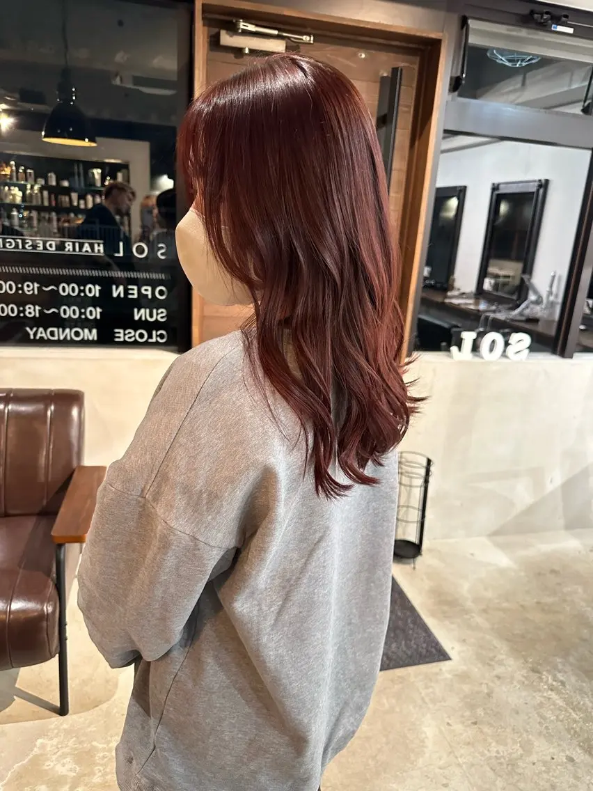 🧸平日限定🧸ブリーチ無しカラー➕ミドルクラストリートメント✨ロング料金無し、シャンプーブロー付きの写真