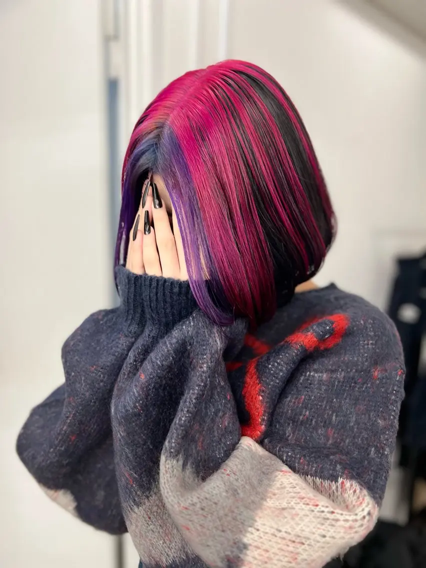ミディアム カラー 黒髪 デザインカラー ピンクカラー バイオレットカラー カット ヘアカラー 透明感カラー特化🫧 🦋栗原🦋のヘアスタイル