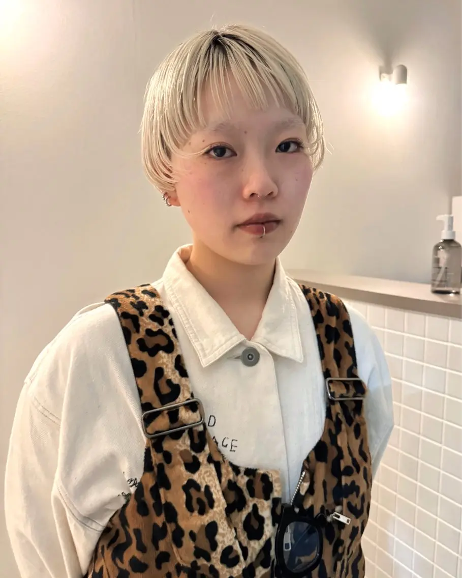 ショート カラー ミント ミントグリーン カット ヘアカラー トリートメント Kaito🐶 /デザイン/レイヤーのヘアスタイル