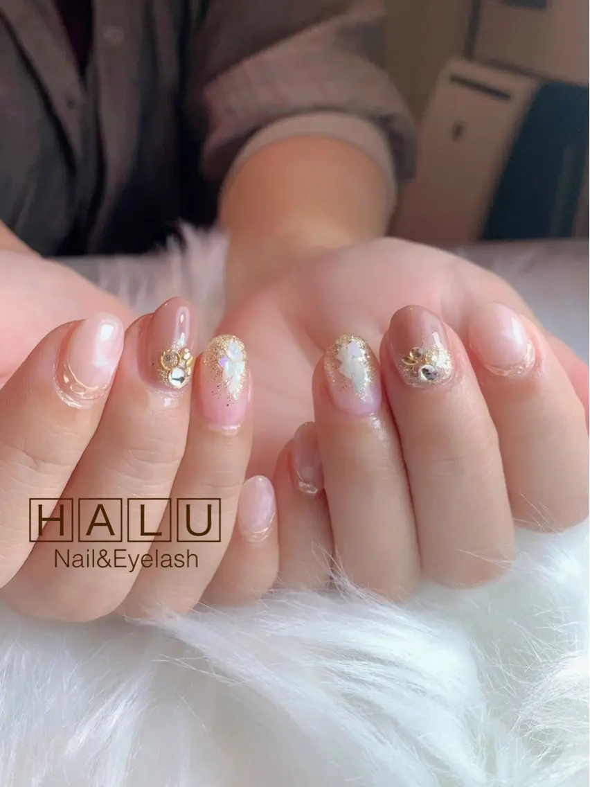 ネイル ゴールド HALU ハルのネイルデザイン