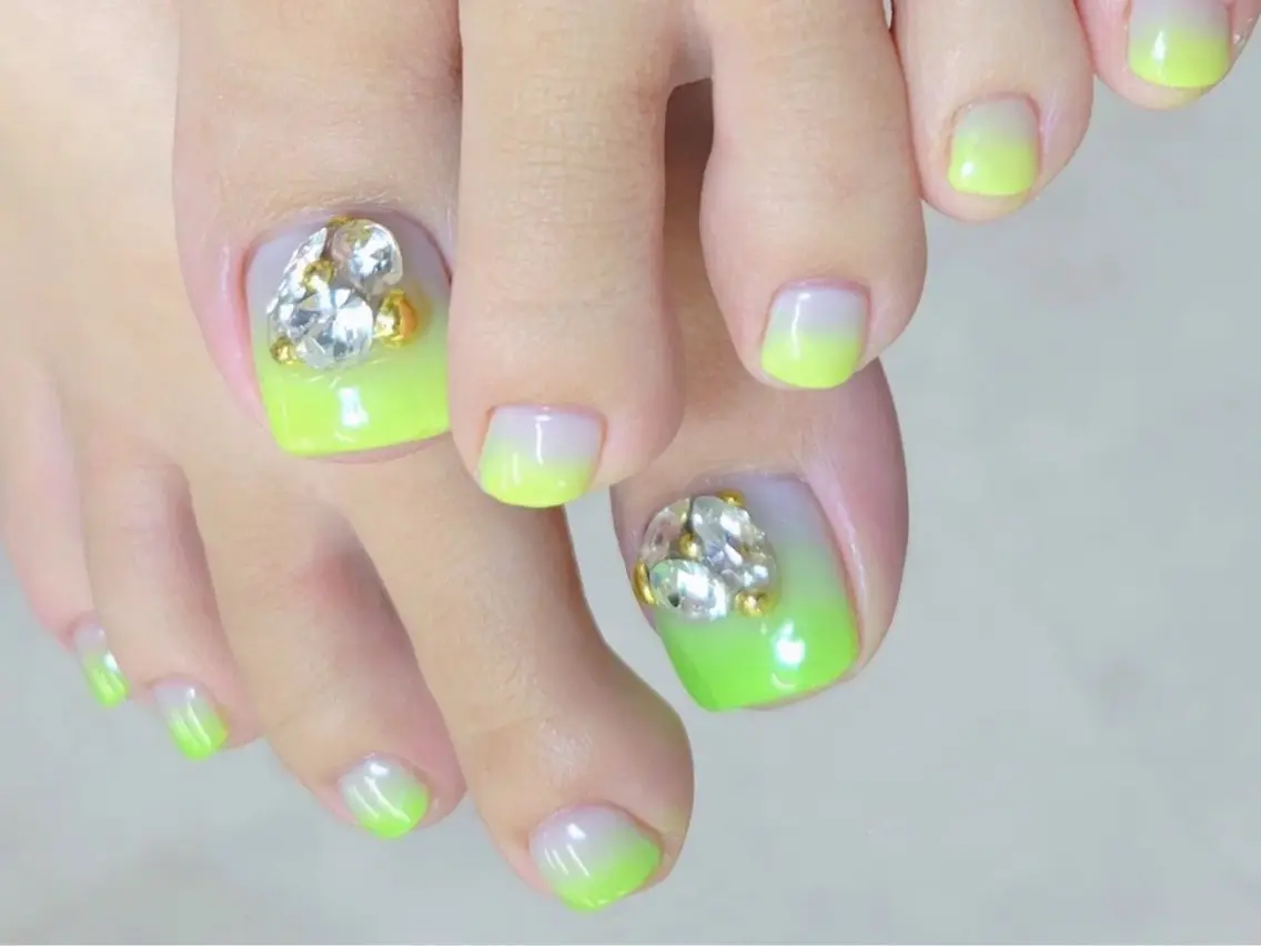 ネイル ハンドネイル OCEAN nail パラジェル　取扱い店のネイルデザイン