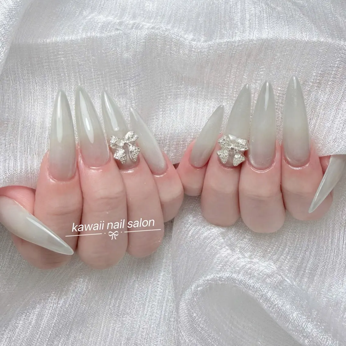 ネイル アニマル柄 長さ出し フレンチネイル グラデーション キラキラネイル Kawaii Nail Salonのネイルデザイン