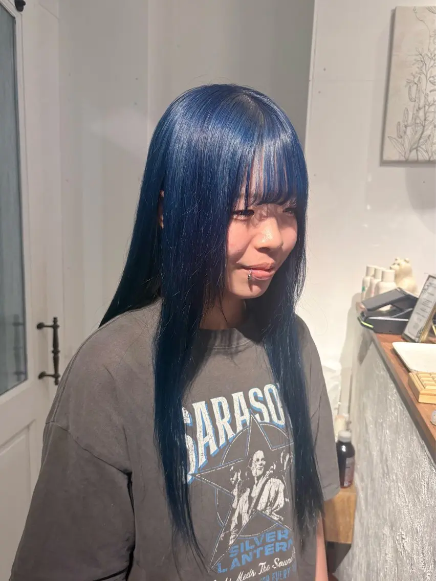 ロング カラー ブリーチ ブルーカラー ダブルカラー ハイトーンカラー ヘアカラー rina/似合わせ/ 透明感/髪質改善のヘアスタイル