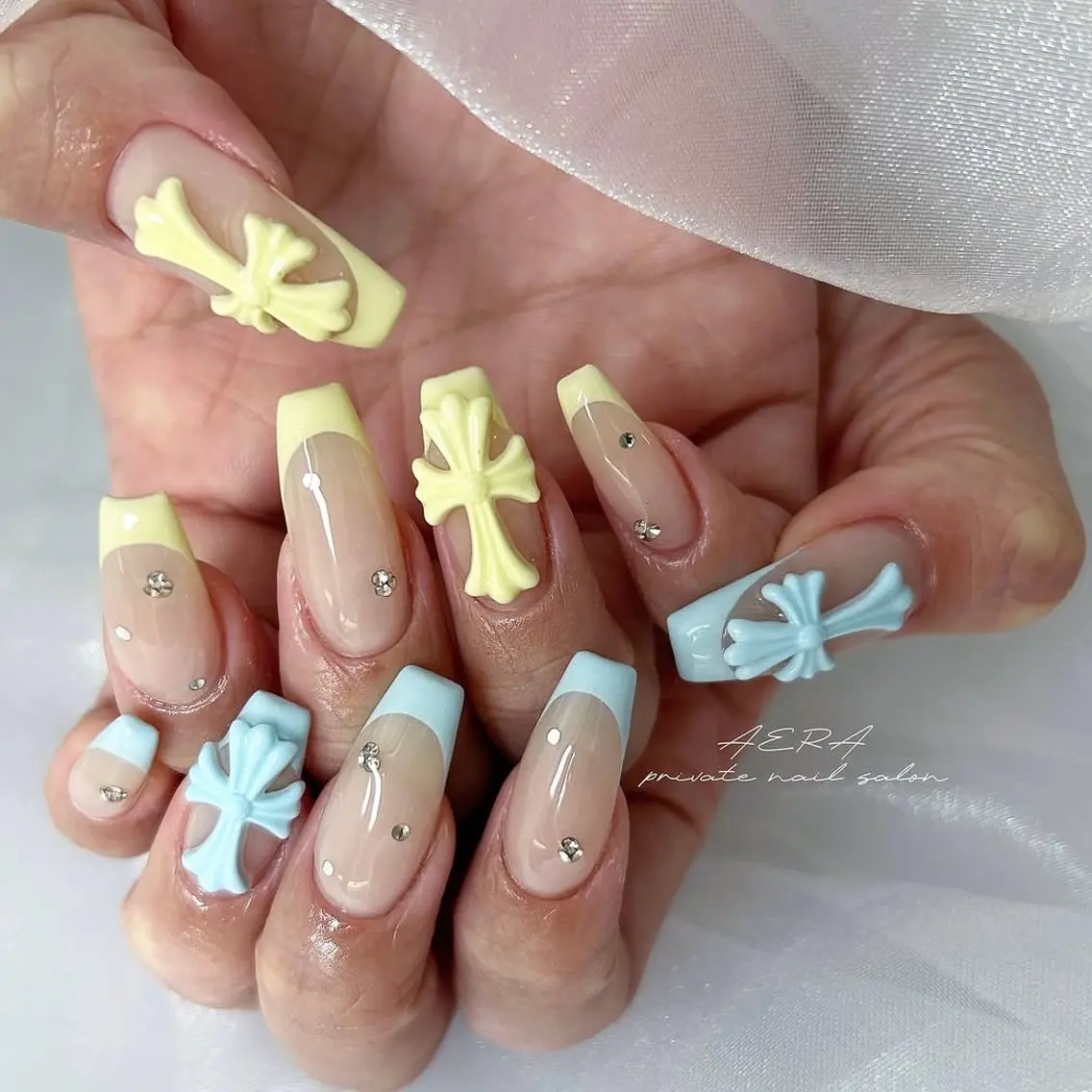 ネイル AERA nail shino🐱⸝꙳のネイルデザイン