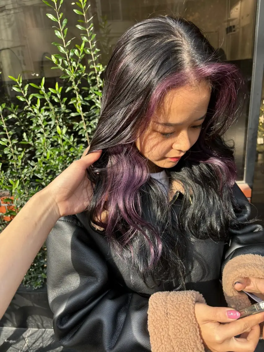 カラー インナーカラー cocotte宜喜 弘希のヘアスタイル