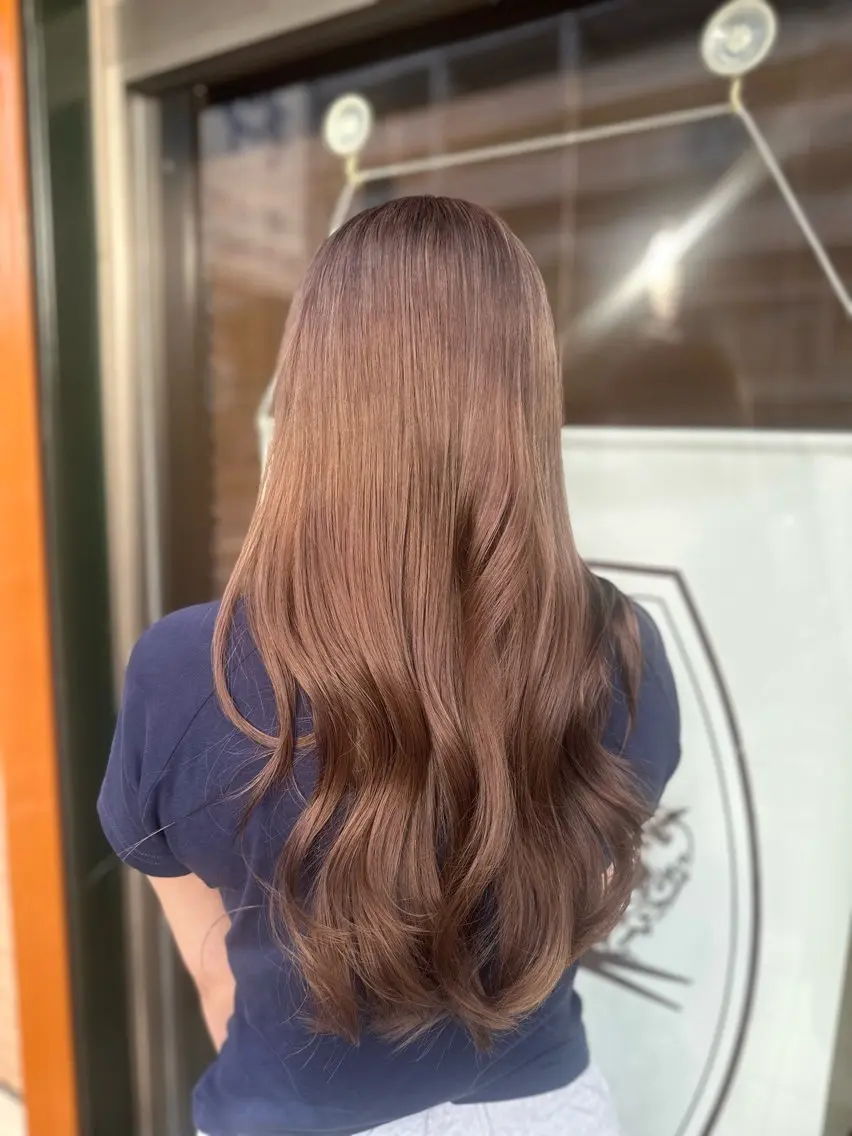 ロング カラー ヘアカラー 🩷 YUMIのヘアスタイル