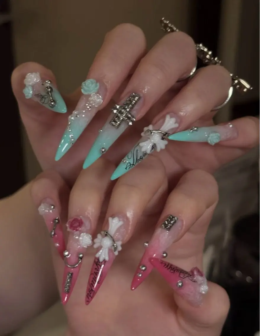 ネイル ハンドネイル NiJi Nailsのネイルデザイン