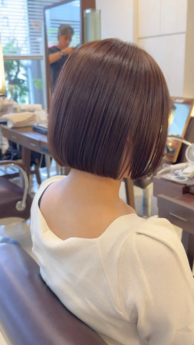 ショート 岡本雅也 ショートボブレイヤーのヘアスタイル