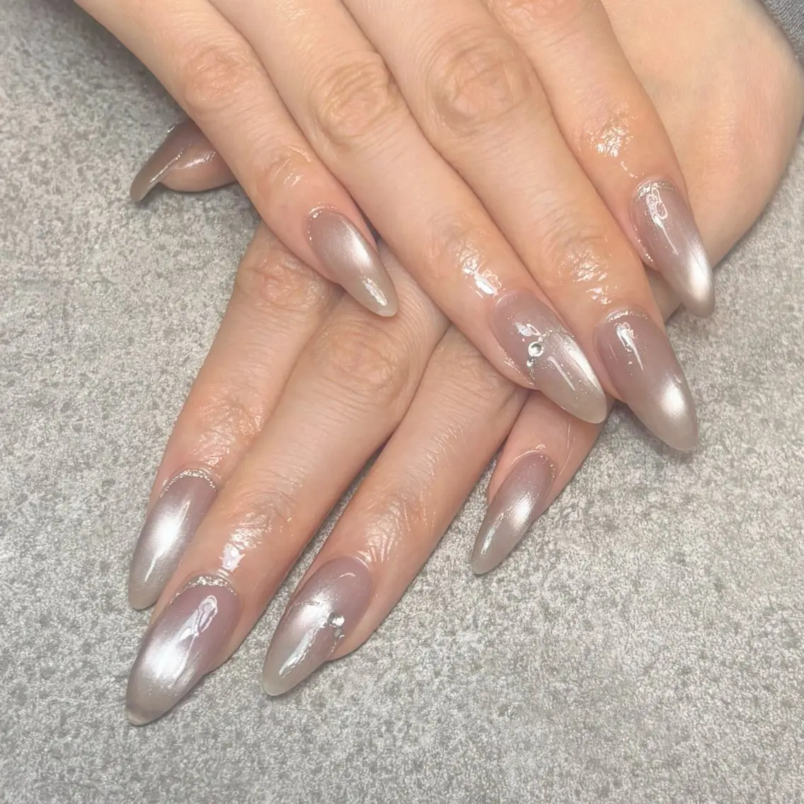 ネイル ハンドネイル nailroom DIASOMNIAのネイルデザイン