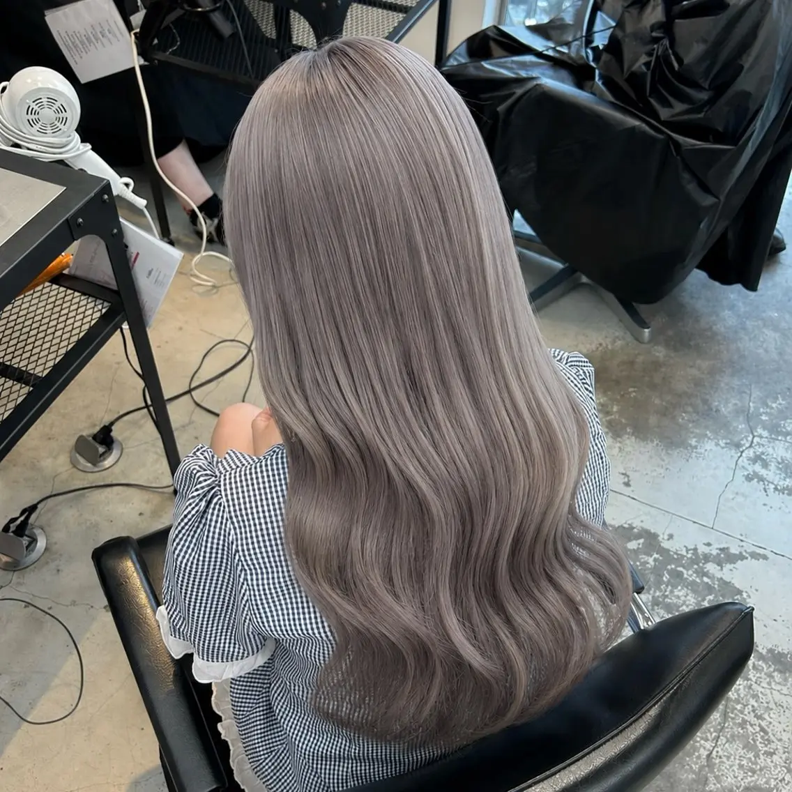ロング カラー ヘアアレンジ グレージュ シルバー シルバーグレージュ ヘアカラー 🎀ブリーチ×艶髪 🎀 ♡さや♡のヘアスタイル