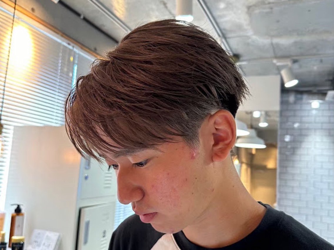 メンズ ヘアカラー 柿沼 隆誠のヘアスタイル
