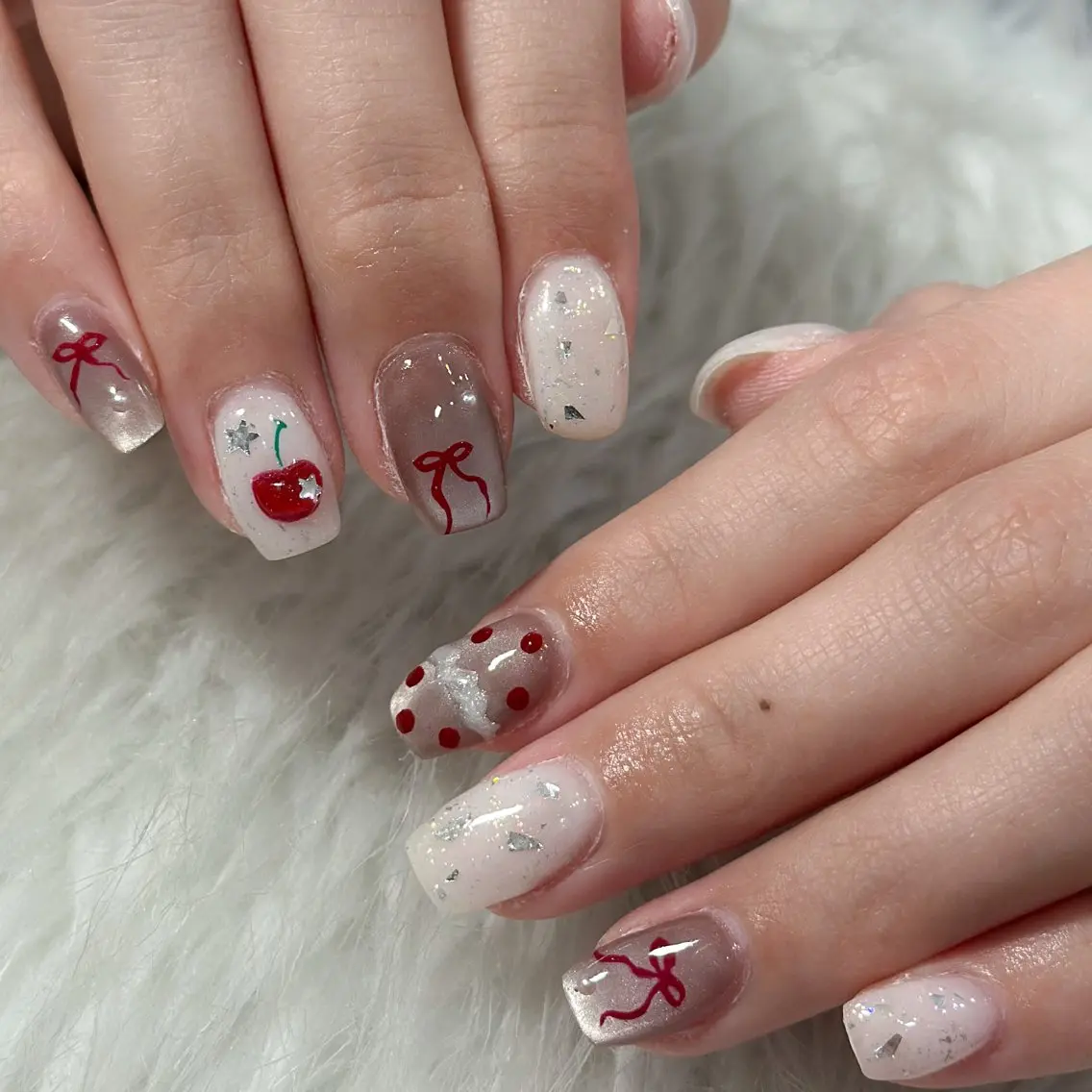 ネイル ハンドネイル フットネイル LAVISH nanamiのネイルデザイン