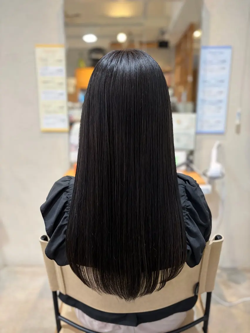 ロング カラー アッシュ ブラウンカラー 透明感カラー ネイビーカラー オレンジ ヘアカラー momoka オリーブ/ベージュのヘアスタイル