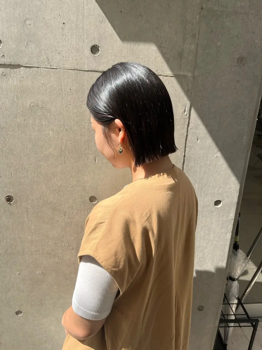 ミディアム カラー 縮毛矯正ボブ&顔まわ レイヤー♡TOMOEのヘアスタイル