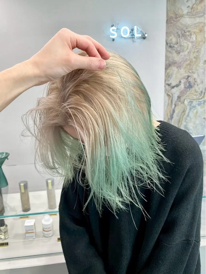 ミディアム ヘアカラー トリートメント ヘアセット 🫧ハイトーンカラー / RINA🩵のヘアスタイル