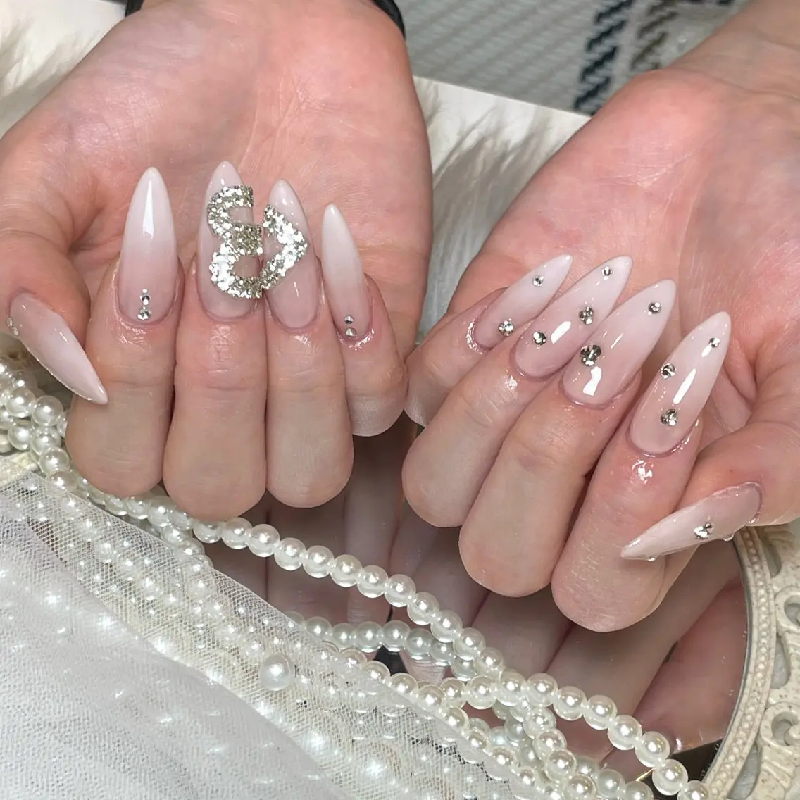 ネイル 成人式 ハンドネイル yurika 🌷.*･ﾟのネイルデザイン