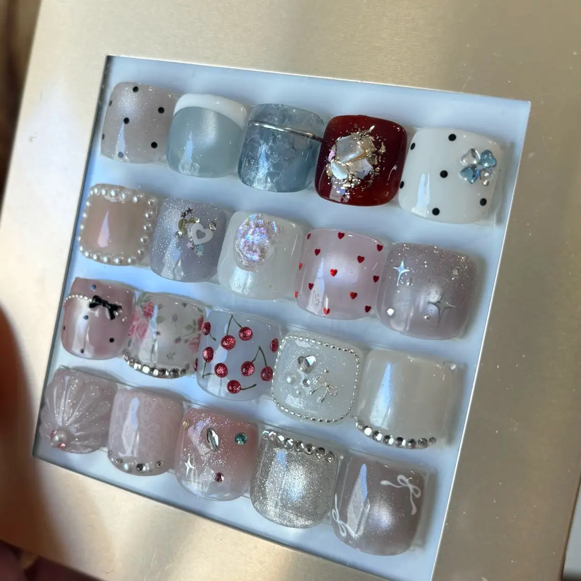 ネイル charme nailのネイルデザイン
