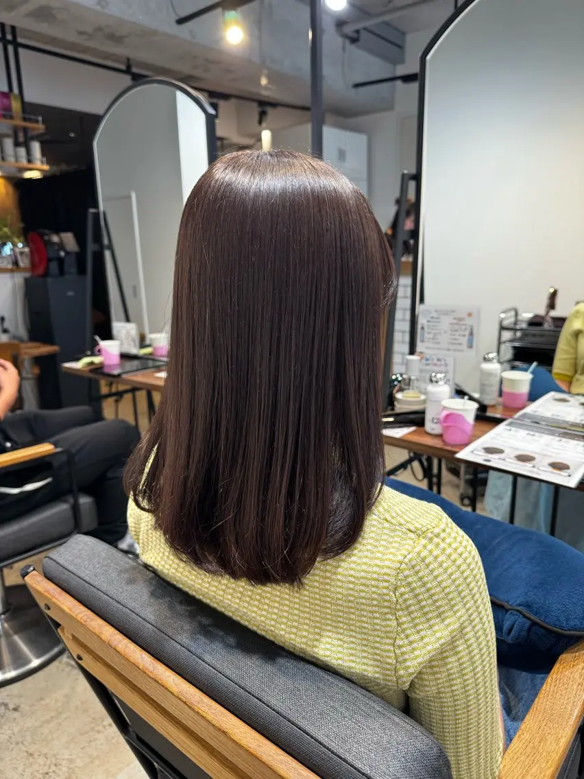 ミディアム カラー 透明感カラー グレージュ カット ヘアカラー レイヤー/大人ボブ| ワタナベ リョウカのヘアスタイル
