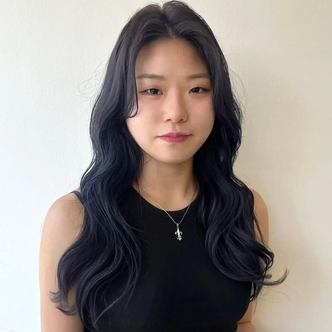ロング 顔周りカット レイヤーカット ロング トリートメント Minami Yuiのヘアスタイル