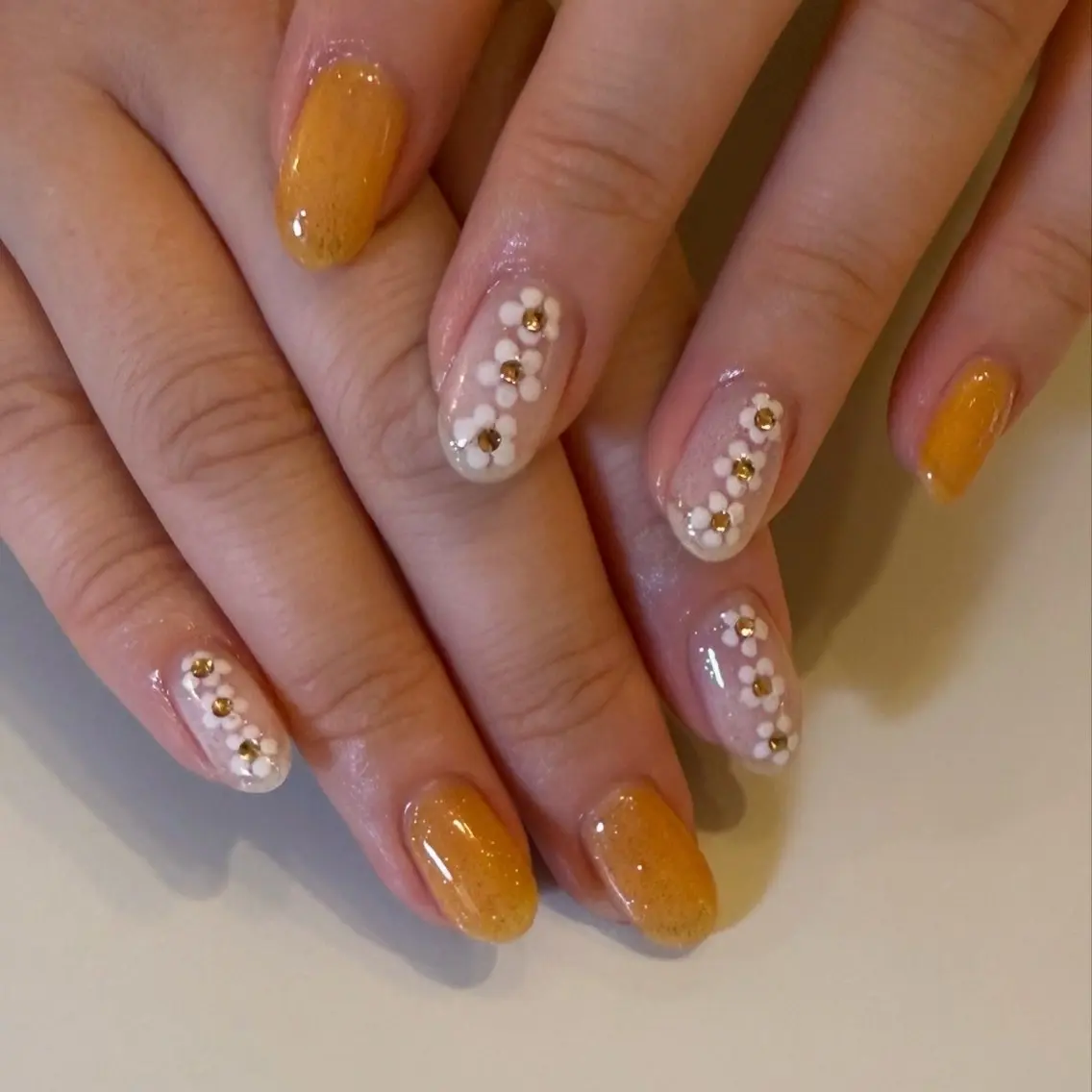ネイル 持ち込み ハンドネイル Nail Room uimのネイルデザイン