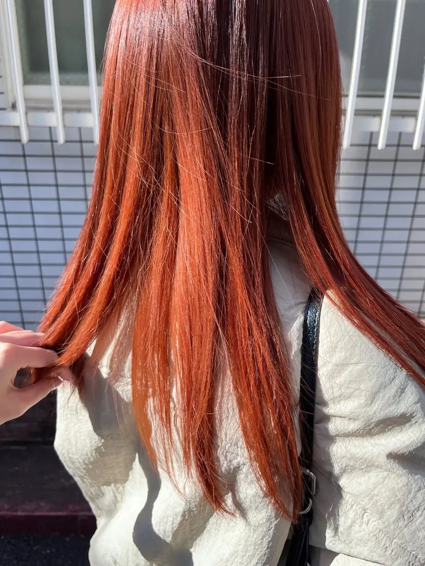 ロング カラー ブラウンカラー オレンジ オレンジブラウン カット ヘアカラー トリートメント Vicky ブリーチ メンズカジュアルのヘアスタイル