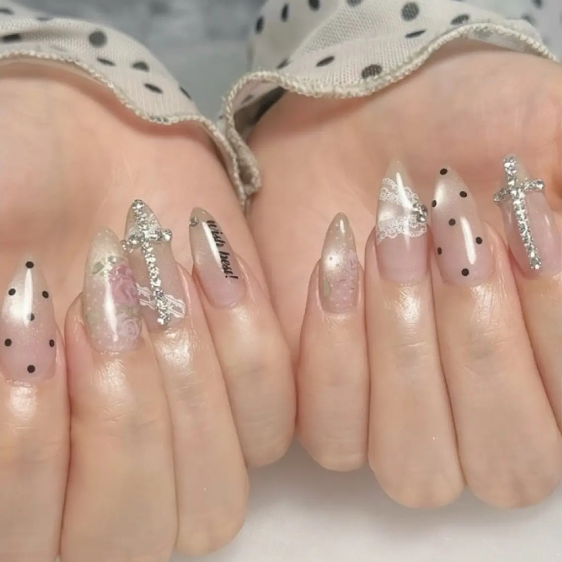 ロング 韓国風ヘア ハンドネイル navi nail ayaneのネイルデザイン