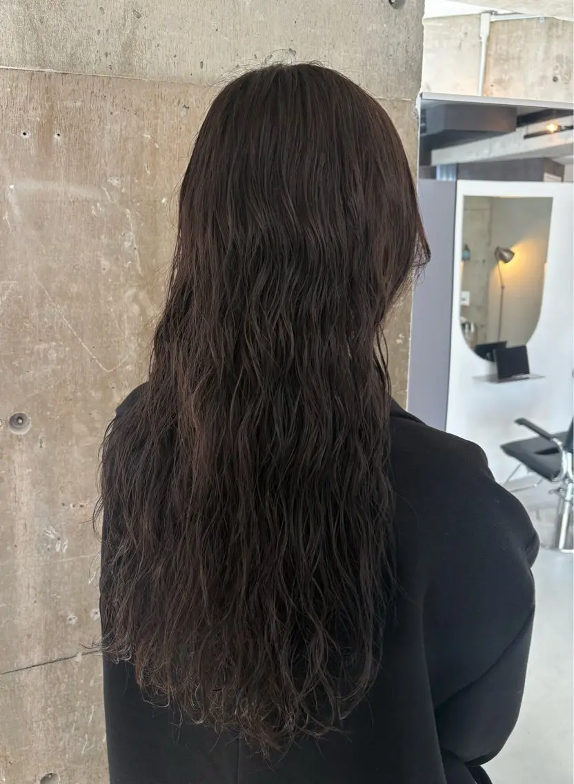 ロング カラー 透明感カラー グレージュ ヘアカラー person♡kii マオのヘアスタイル