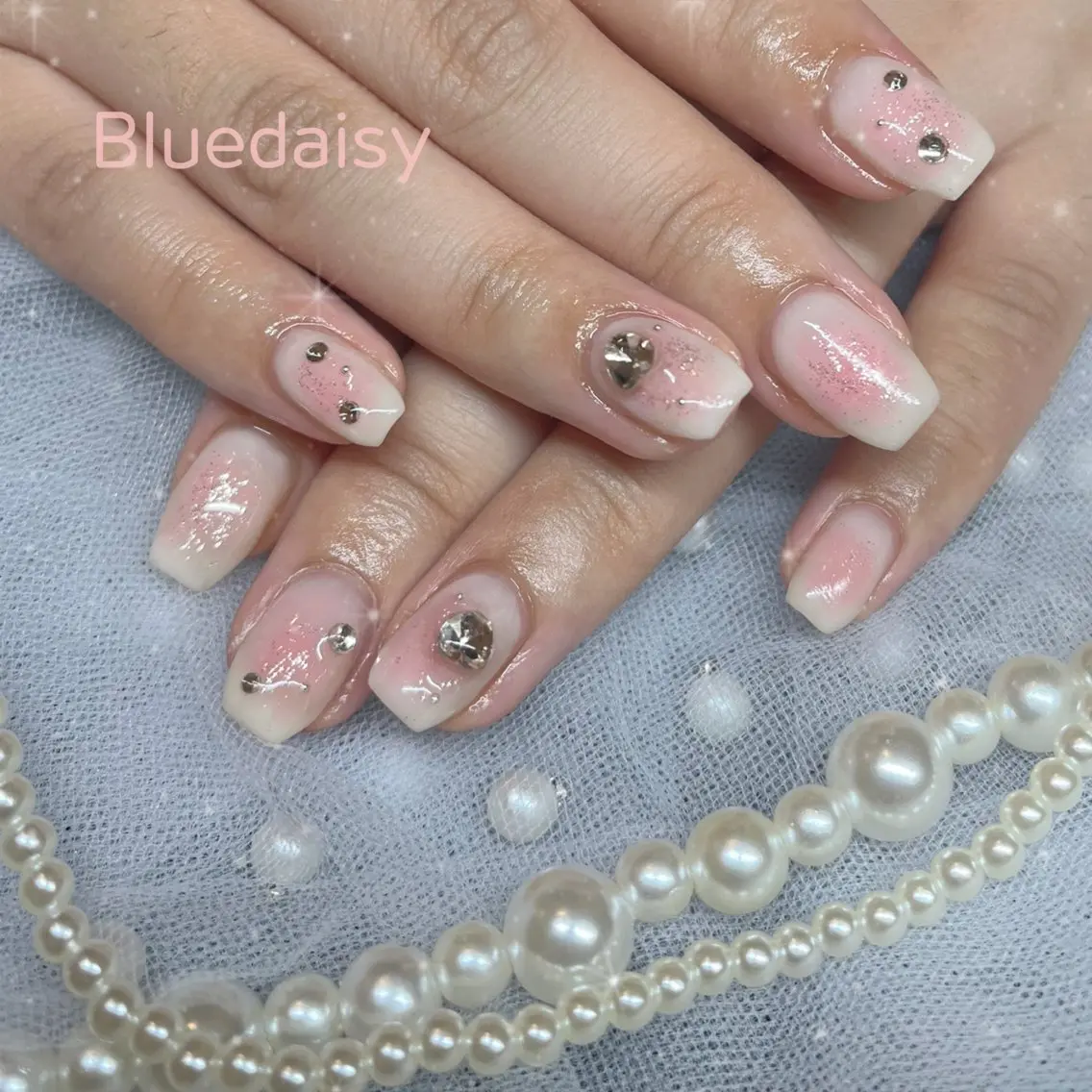 ネイル チークネイル BlueDaisy 栄本店のネイルデザイン