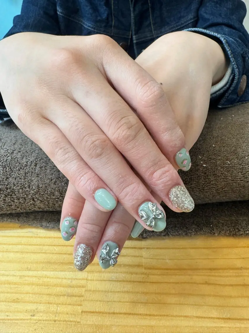 ネイル シンプルネイル 小西 美桜のネイルデザイン