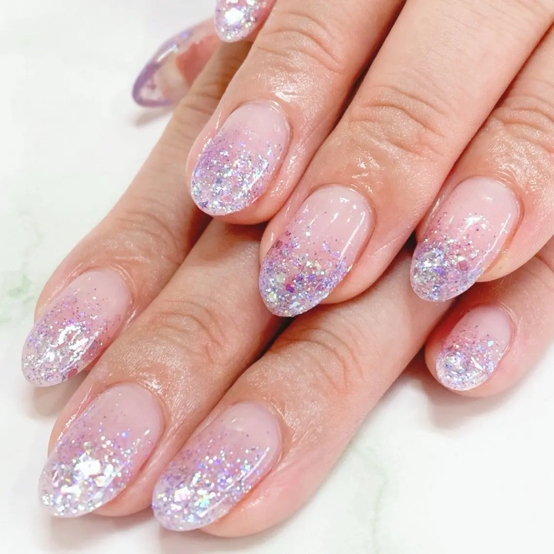 ネイル グラデーション ラメ(グリッター) ラメグラデーション ブライトサロン🩷 田嶋日向子💅✨のネイルデザイン