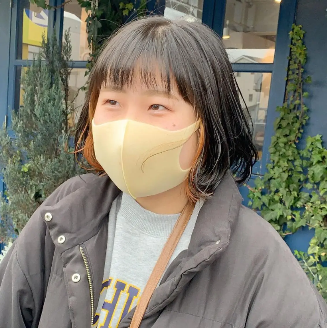 ショート カラー オレンジ シルバー ヘアカラー 清田 健太朗のヘアスタイル