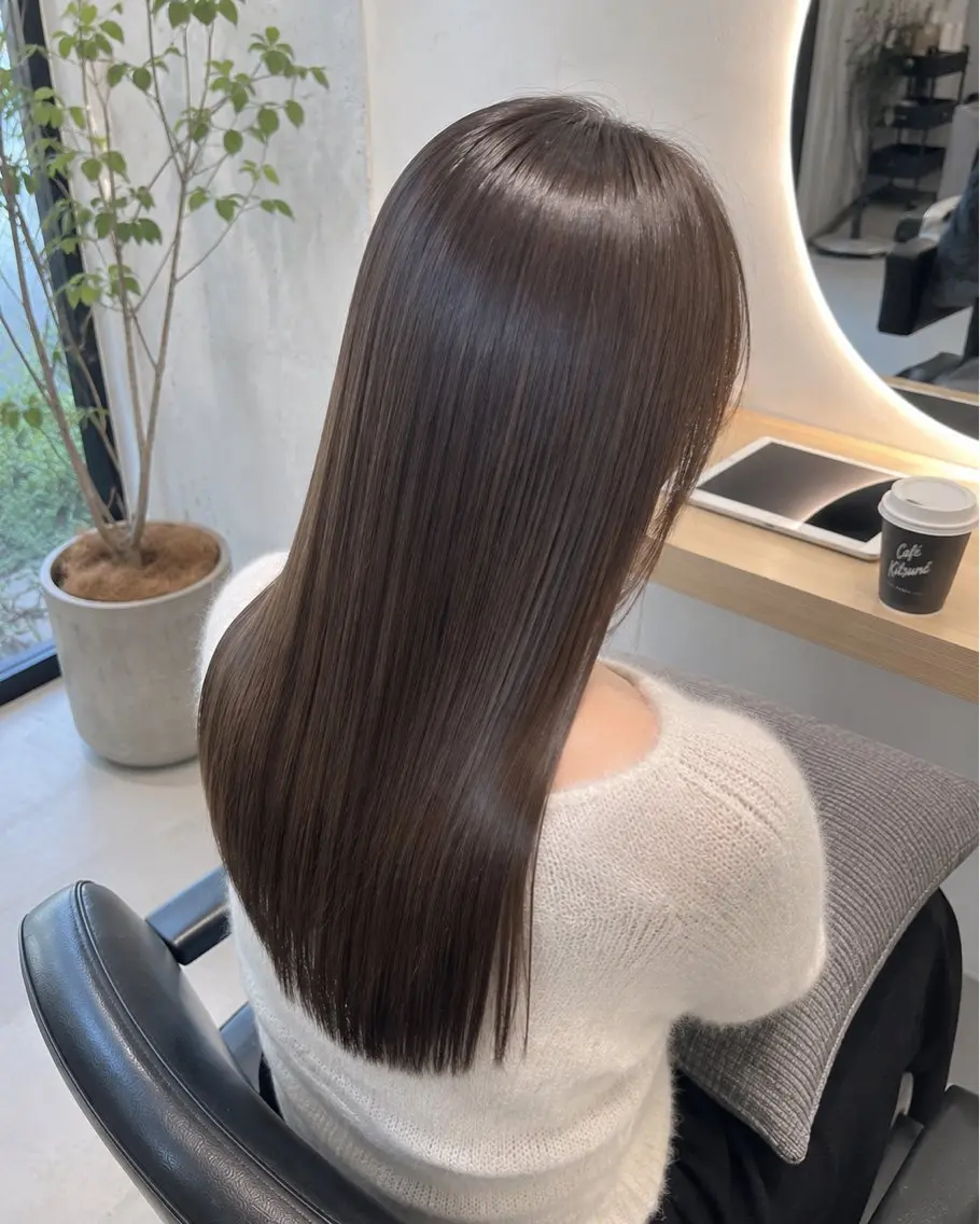 ロング ヘアカラー kyamyi キャミーのヘアスタイル