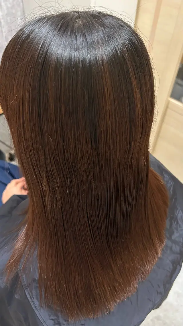 セミロング カラー 似合わせ 顔周りYUUGAのヘアスタイル