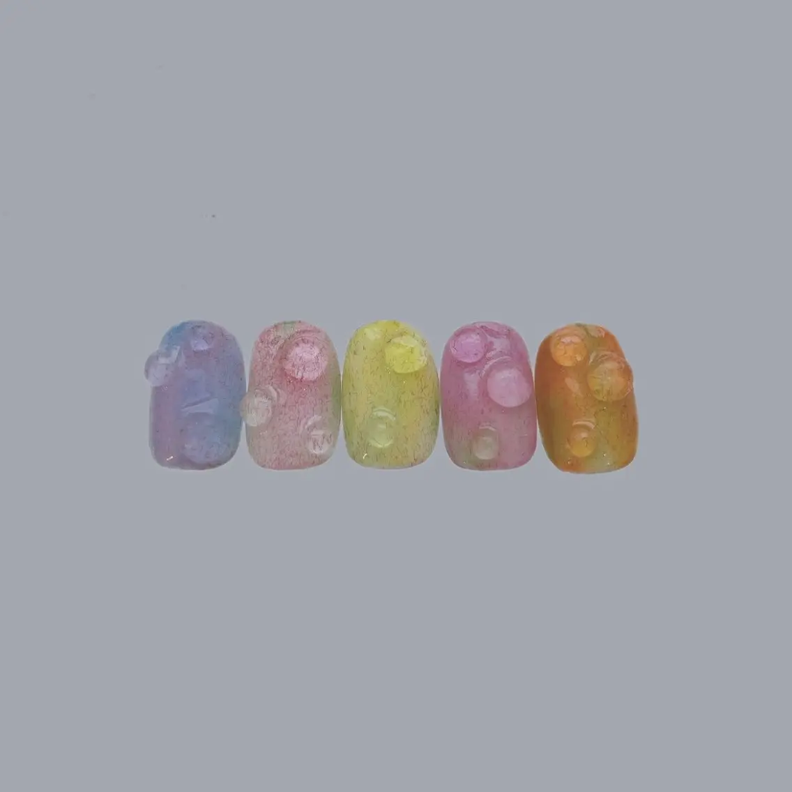 ネイル BRooCH yuzuのネイルデザイン