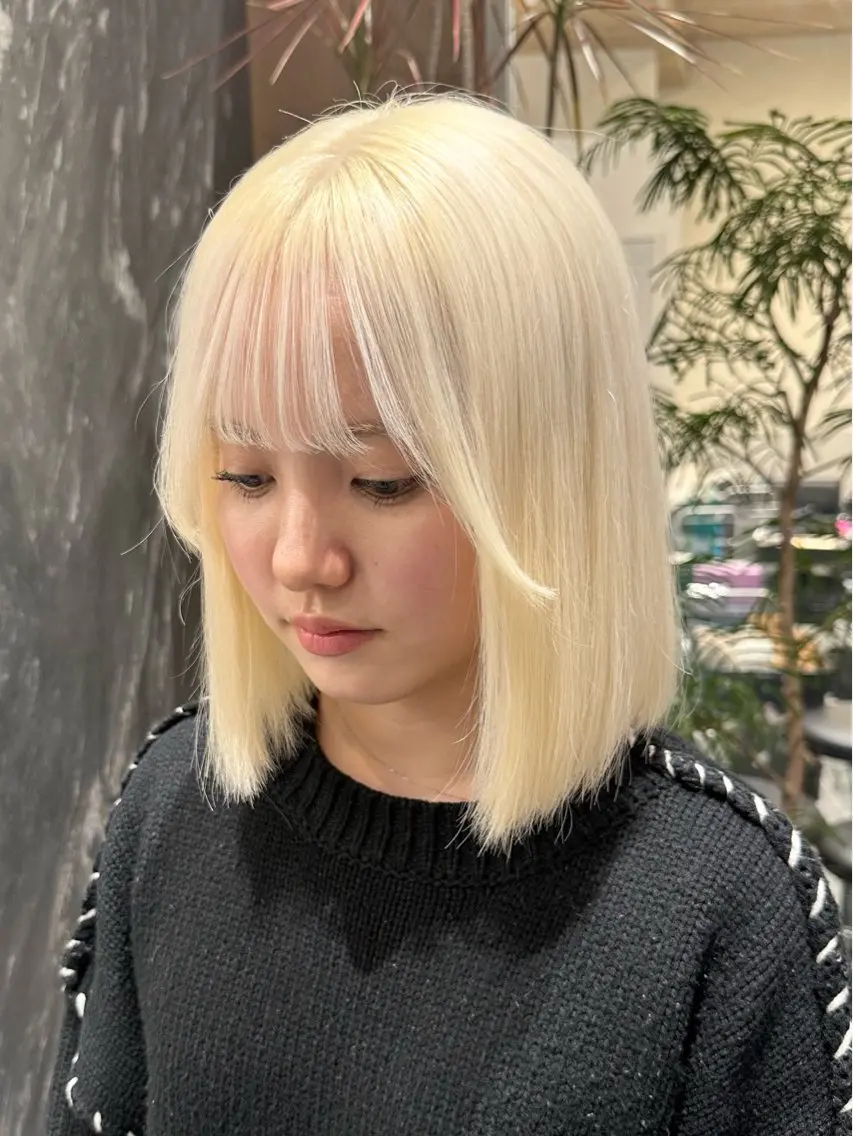 ⭐️抜きっぱなしブロンド⭐️ケアリタッチブリーチ(2cmまで)➕トリートメント／ダブルカラーハイトーンカラー韓国ヘアの写真