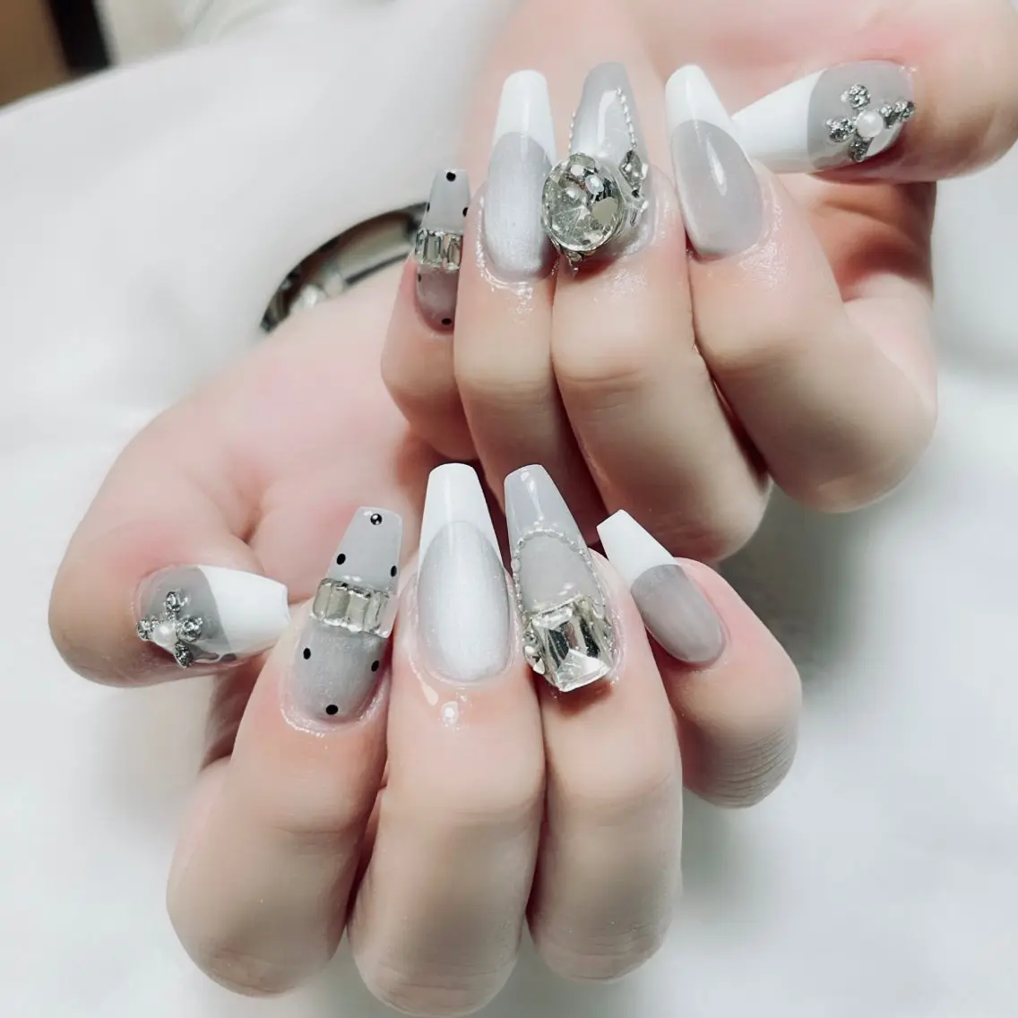 ネイル 持ち込み Amina nail salonのネイルデザイン