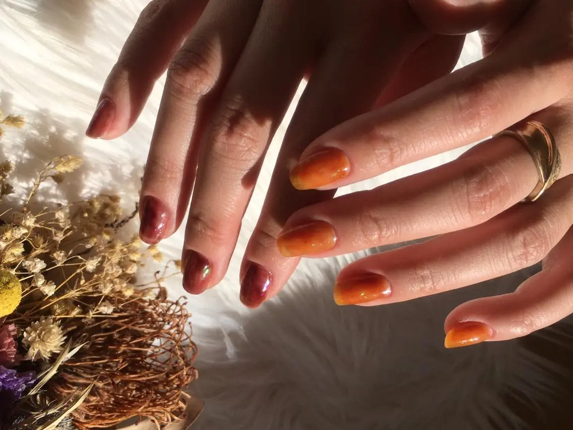ミディアム ハンドネイル nouva nailsのネイルデザイン