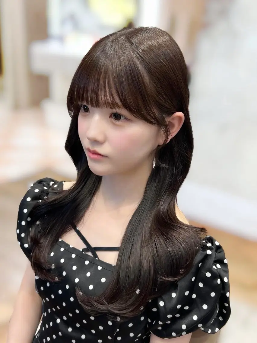 セミロング 顔周りカット サイドバング カット ヘアカラー トリートメント 🧡くびれヘア/前髪 顔周り🧡久原結衣のヘアスタイル