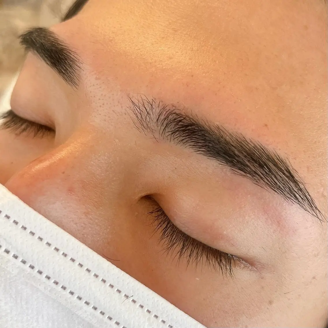 メンズ アイブロウ メンズアイブロウ LELEGANCE eyelashの眉毛・アイブロウイメージ