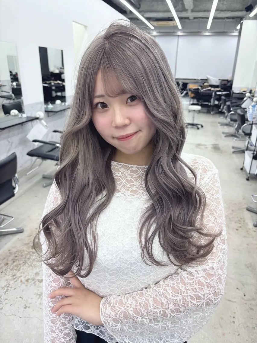 ロング カラー ブリーチ ケアブリーチ ハイトーンカラー トリートメント ヘアカラー ブリーチカラー/ デザインカラー/栄のヘアスタイル