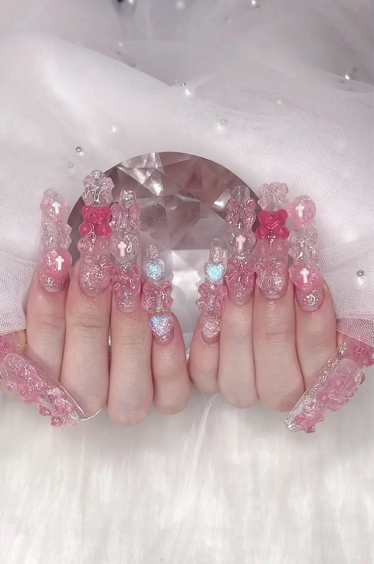 ネイル Miril Lilyのネイルデザイン