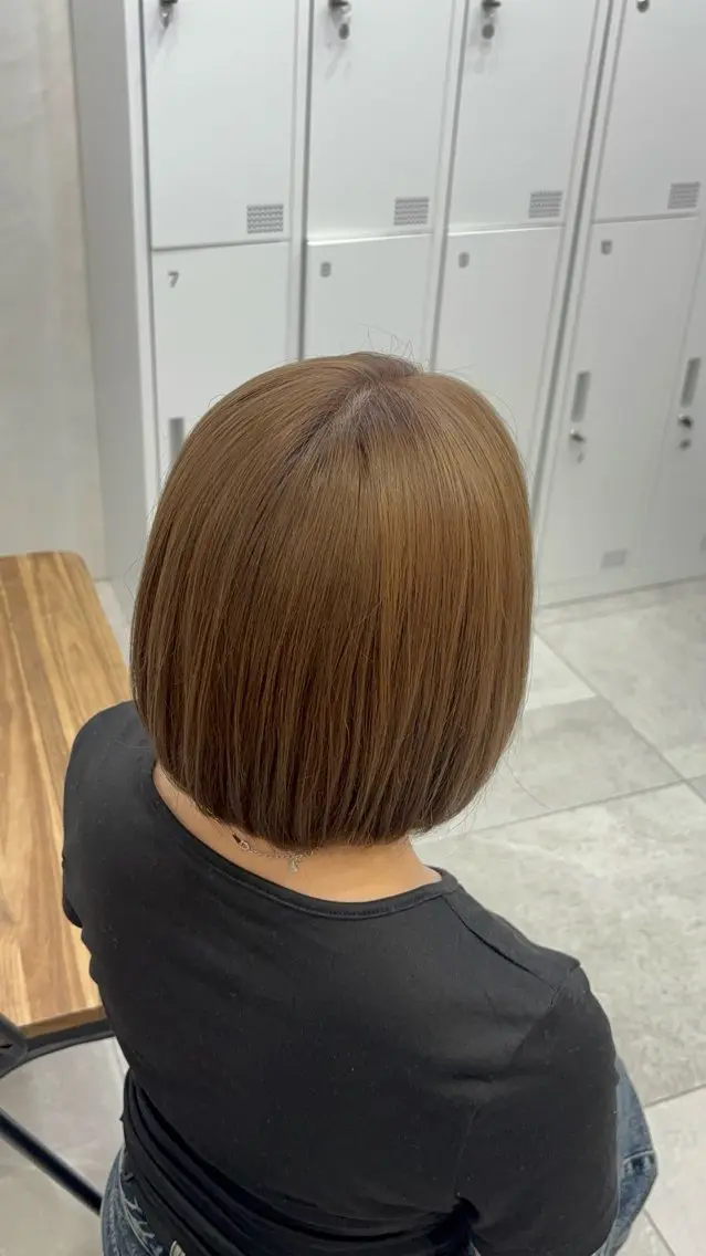ショート カラー ヘアカラー gisele / アシスタント千葉洋佑のヘアスタイル
