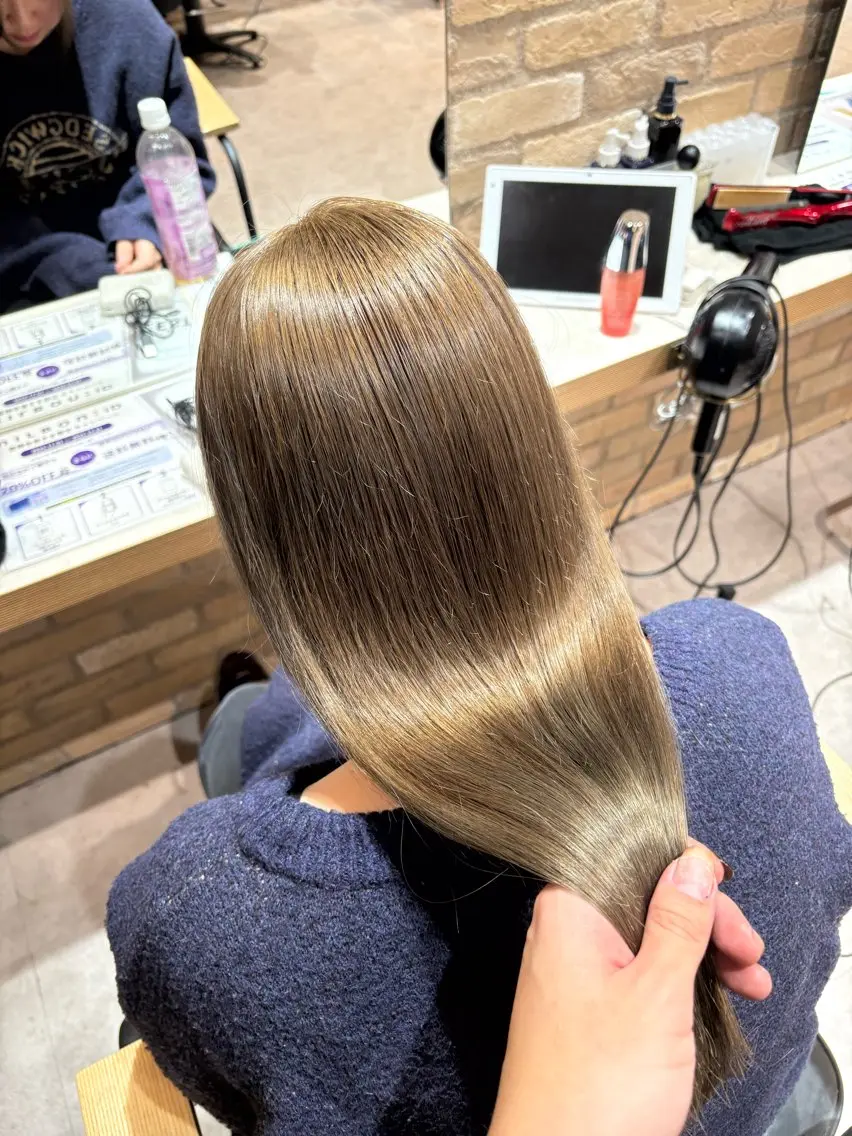 カラー オリーブカラー ヘアカラー 🍃赤み消しカラー / shoのヘアスタイル