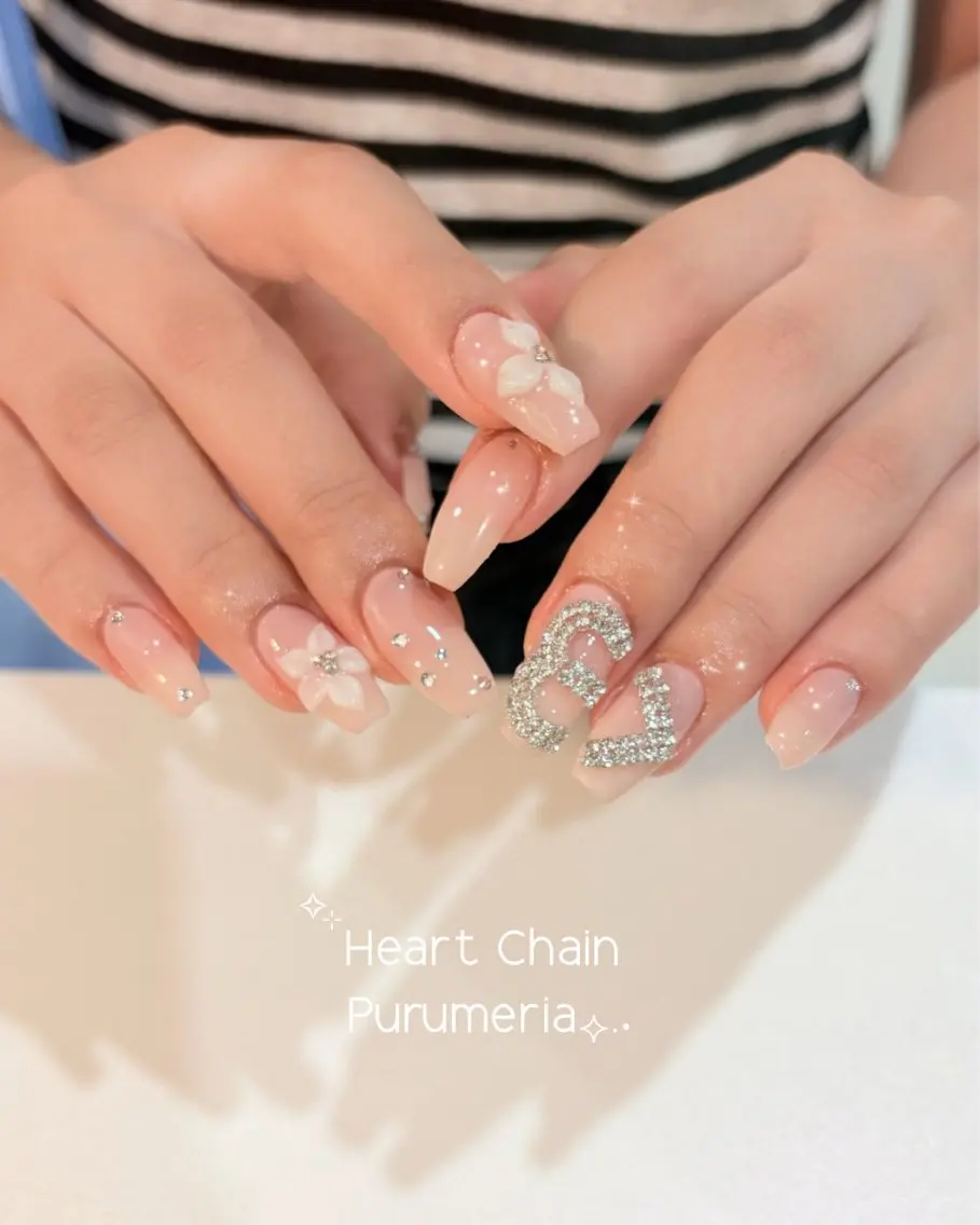 ネイル ハンドネイル RIU NAILのネイルデザイン