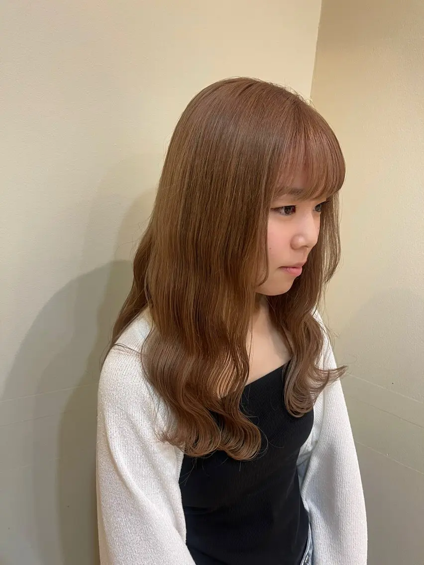 カラー ベージュカラー The B/ オガワラナのヘアスタイル