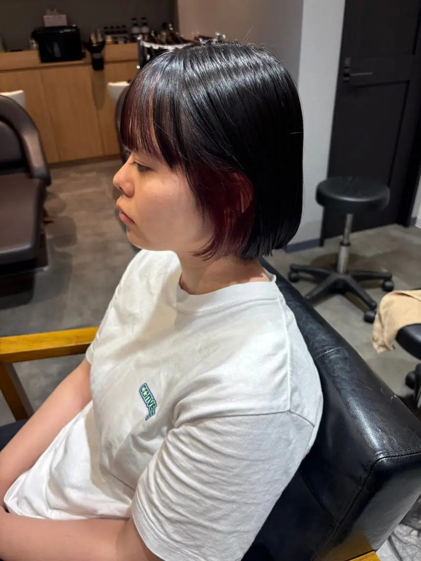 ミディアム カット ヘアカラー 小堀 いぶきのヘアスタイル
