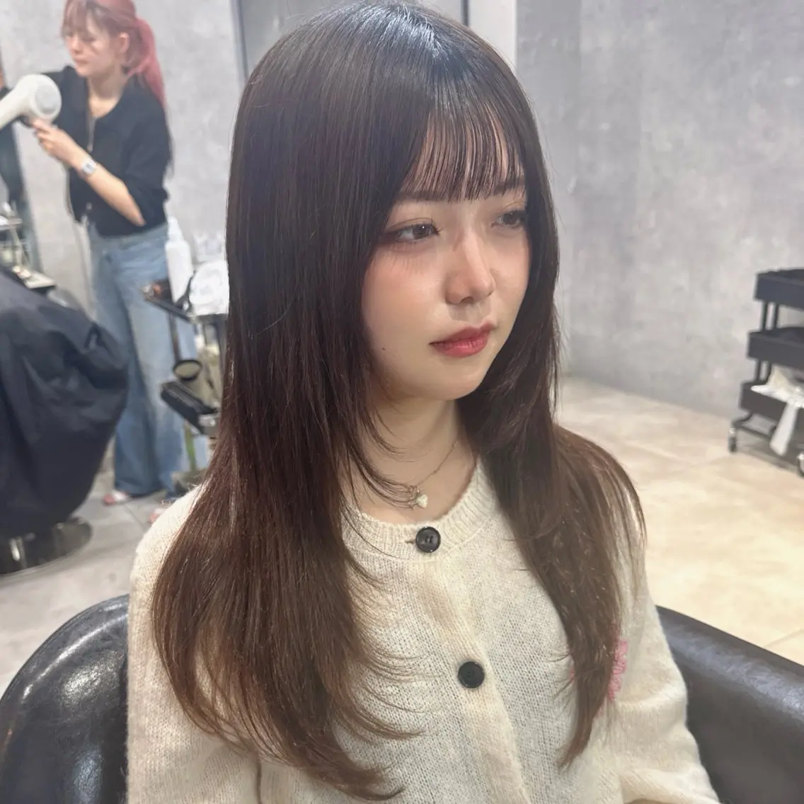 セミロング プルエクステ エクステ 顔まわりレイヤー 顔周りカット レイヤーカット 🪡プルエクステ🪡 カラエク評価◎ユウゴのヘアスタイル